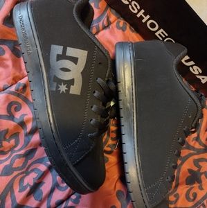 Dc shoes